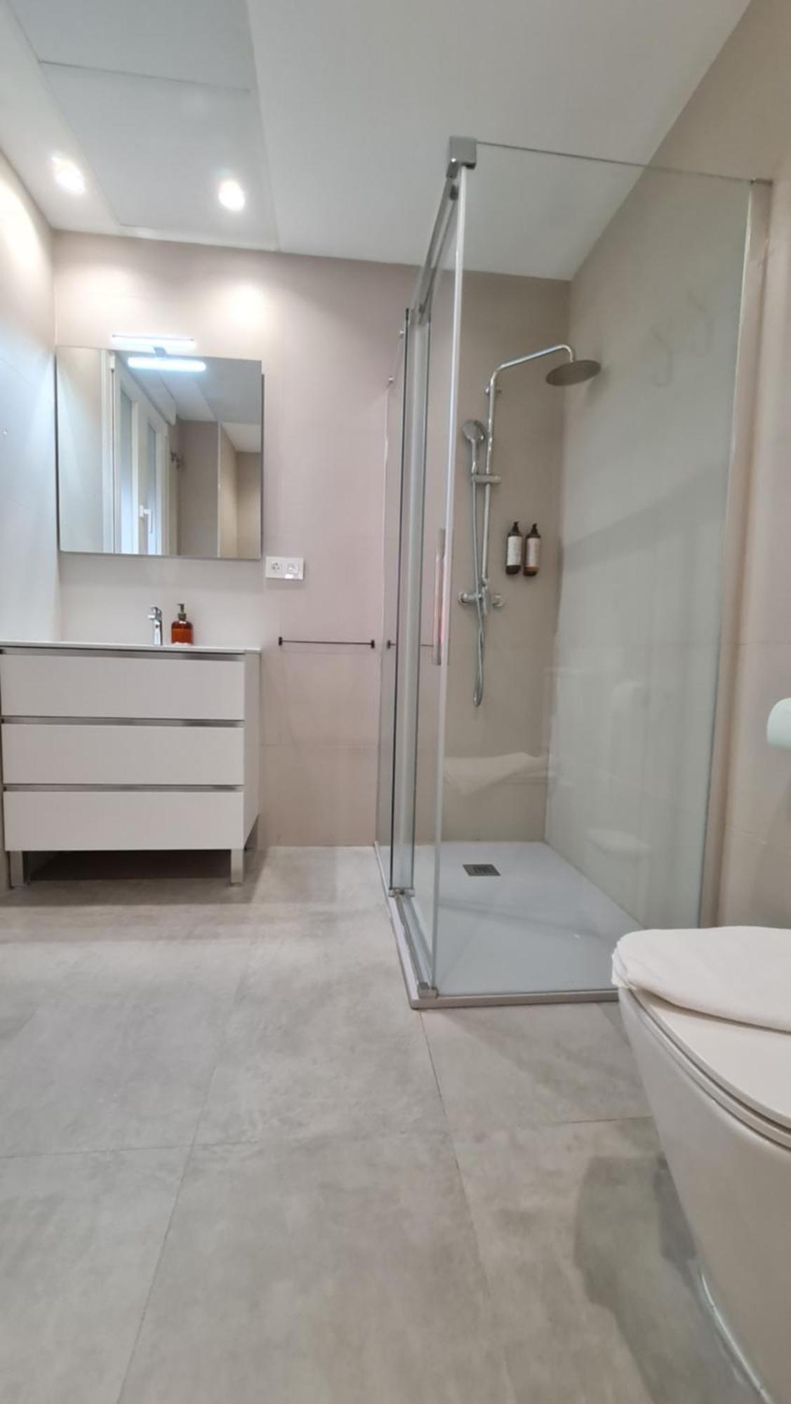 Navas 101 Cosmopolitan Loft Apartment Гранада Екстериор снимка